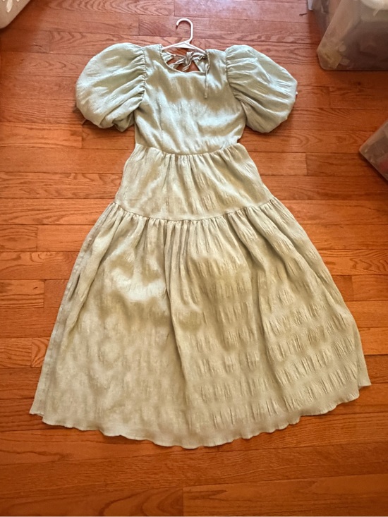 Dresses & Skirts - Light Sage Puff Sleeve Tiered Midi Dress